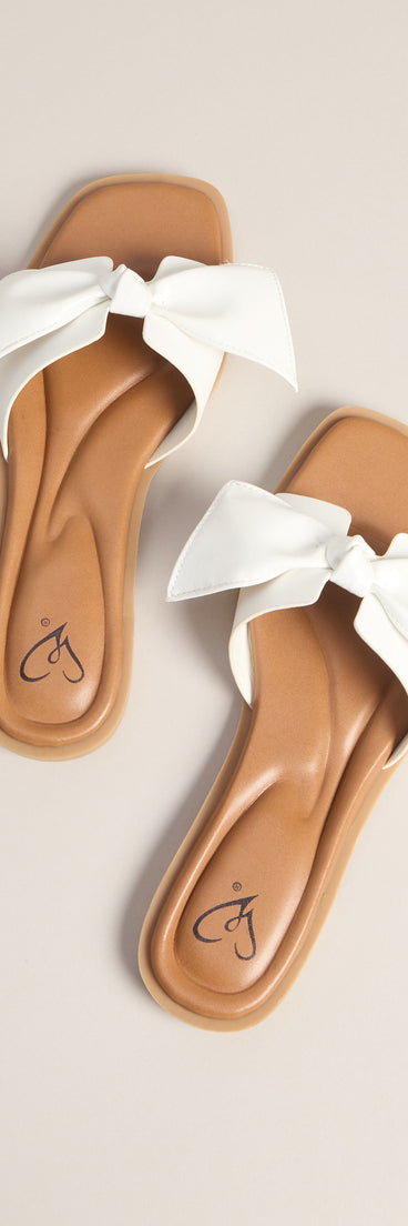 Sun Plans Bow Flat Sandals