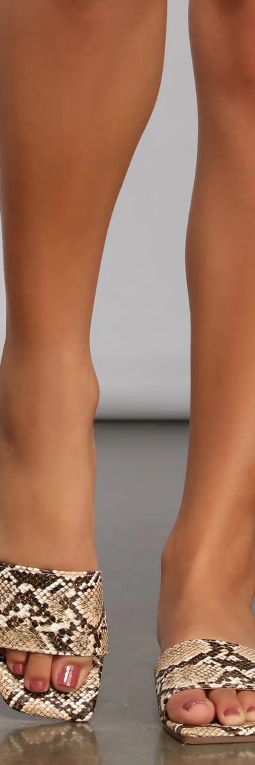 Sassy And Chic Snake Print Sandals