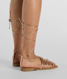 
Upgrade your style game for 2025 with the Cute Trek Strappy Lace-Up Flat Sandals, perfect for any fashion-forward wardrobe.