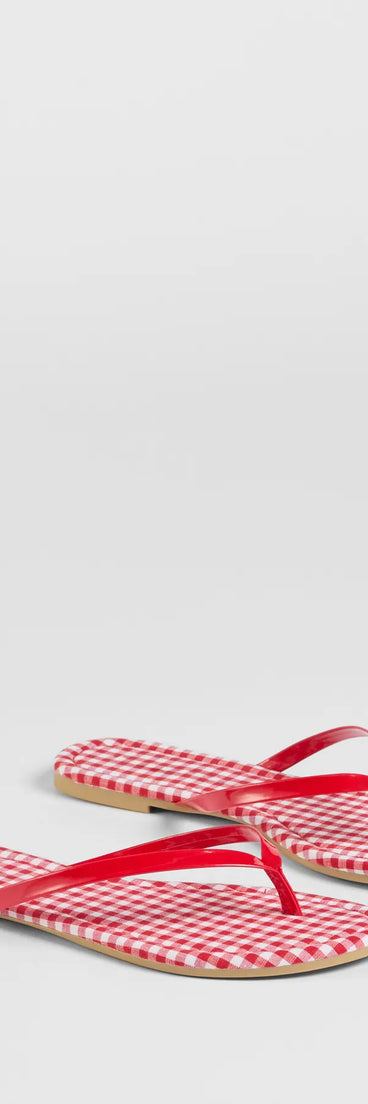 Stay on-trend this season with the Cutie Vibe Gingham Print Thong Strap Sandals in red, a must-have for creating stylish and effortless fall outfits for women.