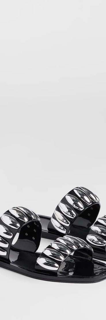 Elevate warm-weather looks with Such A Stud Strappy Jelly Sandals in black, a pair of trendy sandals bringing chic, modern flair to every step.