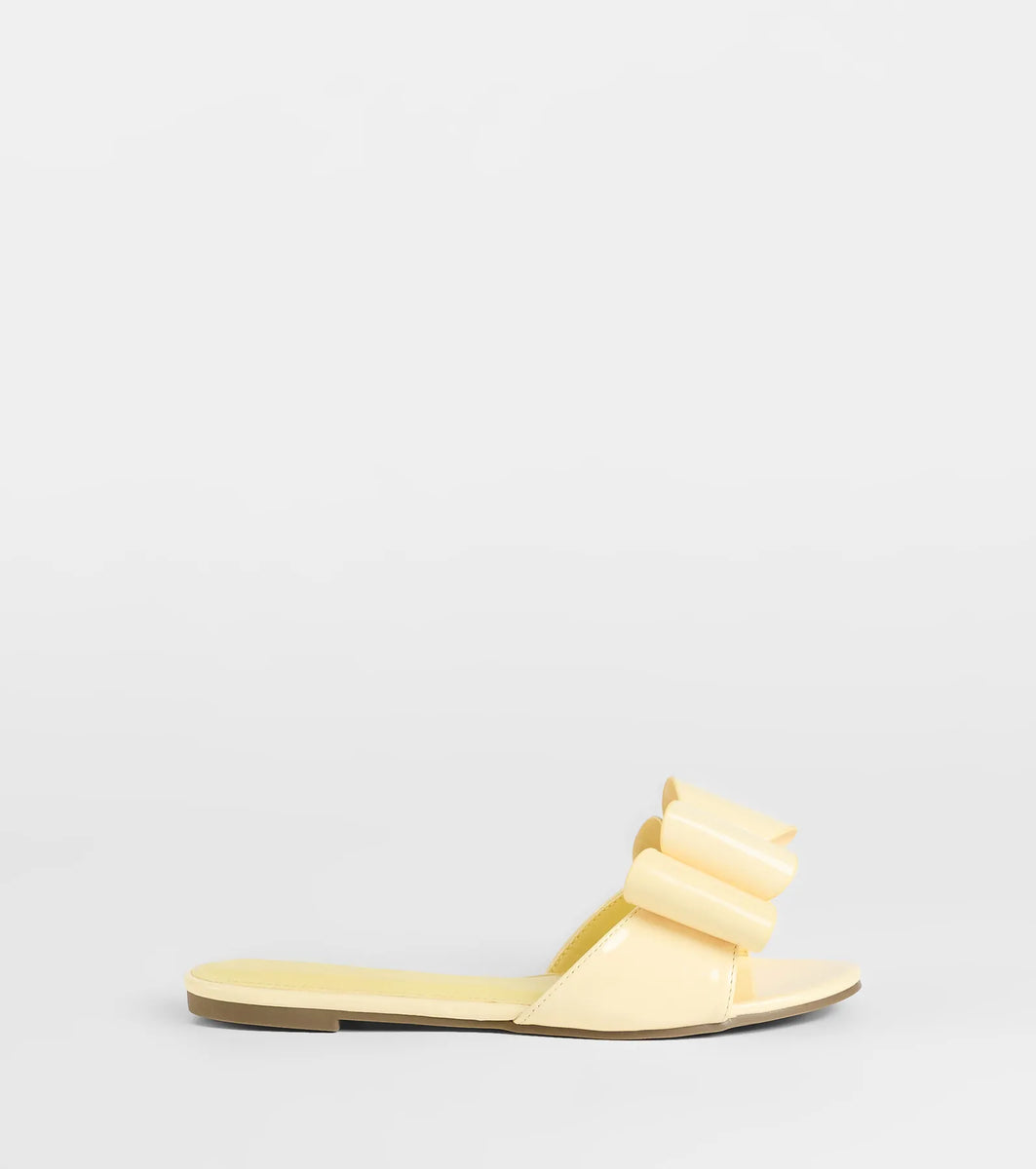 Charmed Intent Bow Sandals & Windsor