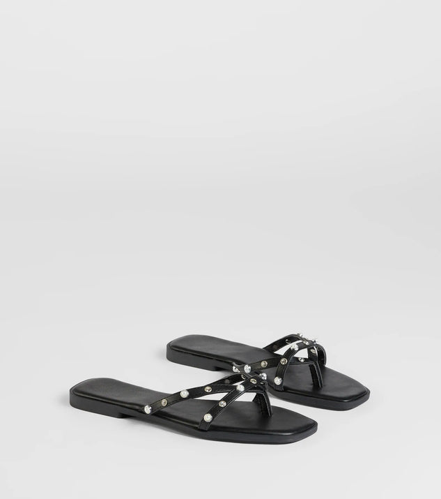 Stay on-trend this season with the Stylishly Glam Strappy Rhinestone Pearl Sandals in black, a must-have for creating stylish and effortless spring outfits for women.