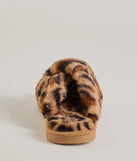 
Upgrade your style game for 2025 with the Wildly Chic Faux Fur Leopard Print Slides in leopard, perfect for any fashion-forward wardrobe.