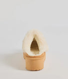 
Upgrade your style game for 2025 with the Cozy Mode Faux Fur Lined Platform Slippers in tan, perfect for any fashion-forward wardrobe.