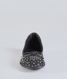 
Upgrade your style game for 2025 with the Chic Charm Rhinestone Bow Ballet Flats in black, perfect for any fashion-forward wardrobe.