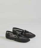 
Upgrade your style game for 2025 with the Stylish It-Girl Fishnet Ballet Flats in black, perfect for any fashion-forward wardrobe.