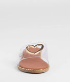 Stay on-trend this season with the Totally Heart Flat Sandals in clear, a must-have for creating stylish and effortless spring outfits for women.