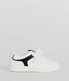 
Upgrade your style game for 2025 with the Too Cool Contrast Trim Faux Leather Sneakers in white, perfect for any fashion-forward wardrobe.