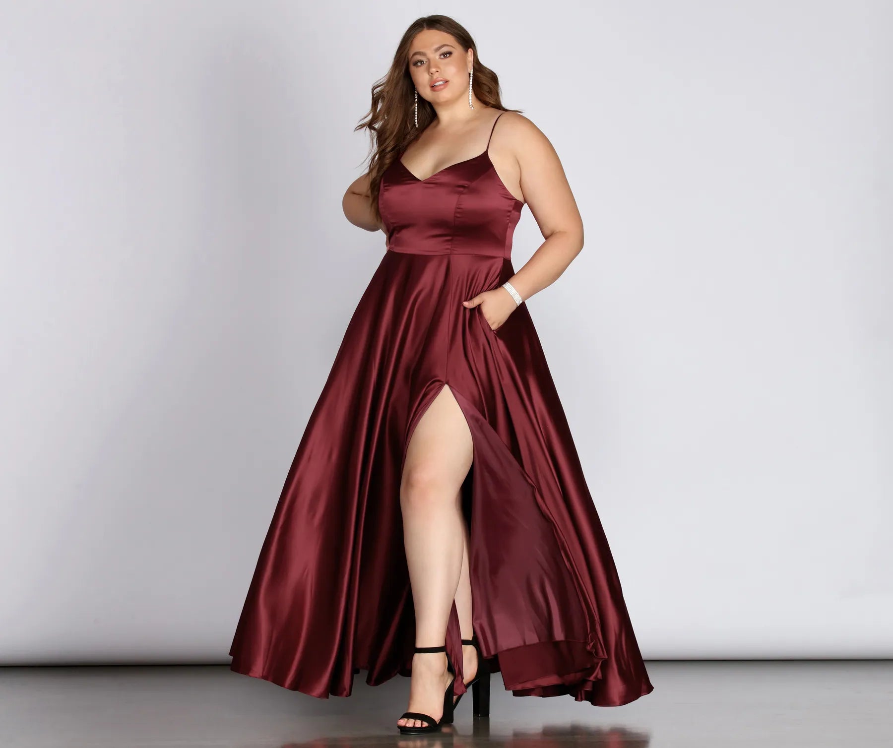 【関税&送料込】Salvatore Ferragamo Burgundy Satin Dress Ferragamo Burgundy Satin Dress | italist