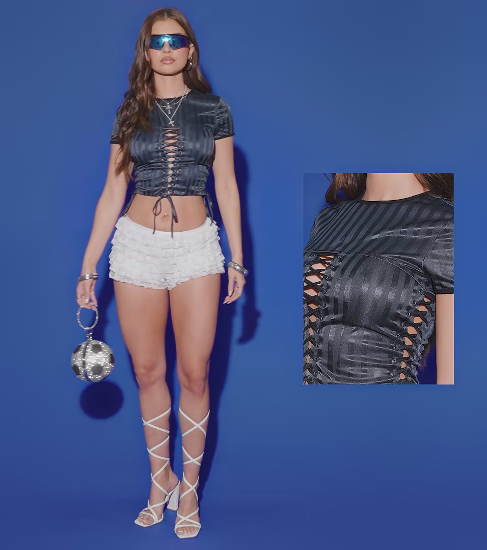 Chic Fairytale Tiered Lace Hot Shorts | Windsor
