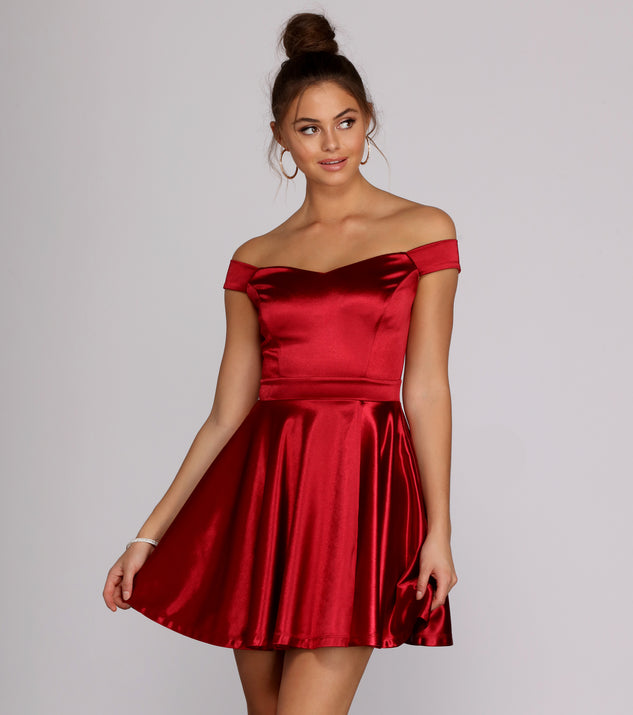 Jess Off The Shoulder Dress creates the perfect summer wedding guest dress or cocktail party dresss with stylish details in the latest trends for 2023!
