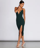 Vada Lace-Up Formal Midi Dress creates the perfect spring wedding guest dress or cocktail attire with stylish details in the latest trends for 2023!