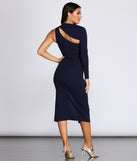 Valencia Formal Midi Dress creates the perfect spring wedding guest dress or cocktail attire with stylish details in the latest trends for 2023!