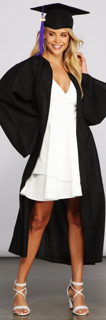 Isabella Lace-Up Back Skater Dress is the perfect prom dress pick with on-trend details to make the 2024 dance your most memorable event yet!