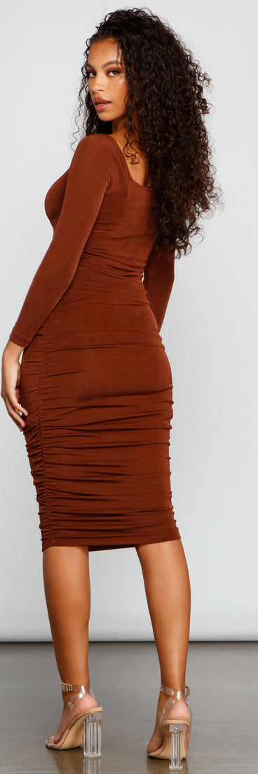 Melissa Long Sleeve Ruched Midi Dress creates the perfect spring wedding guest dress or cocktail attire with stylish details in the latest trends for 2023!