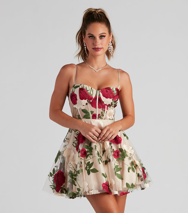 The Darcie Floral Bustier Party Dress is a gorgeous pick as your 2023 prom dress or formal gown for wedding guest, spring bridesmaid, or army ball attire!