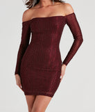 Winona Heat Stone Off Shoulder Dress is the perfect prom dress pick with on-trend details to make the 2024 dance your most memorable event yet!