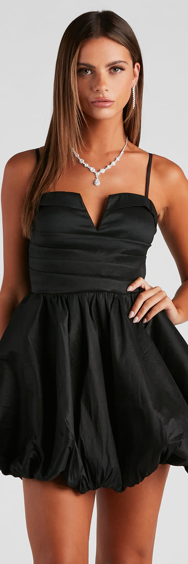 Valerie Short Sleeveless Party Dress is the perfect prom dress pick with on-trend details to make the 2024 dance your most memorable event yet!