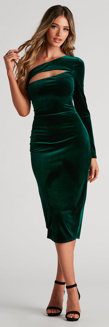 Kacie Formal Velvet Midi Dress creates the perfect summer wedding guest dress or cocktail party dresss with stylish details in the latest trends for 2023!
