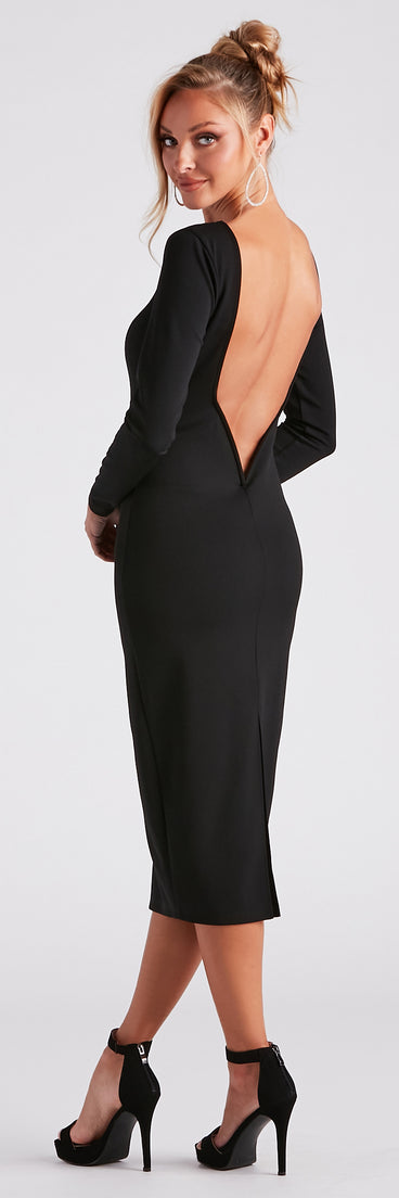 Melanie Backless Formal Midi Dress creates the perfect spring wedding guest dress or cocktail attire with stylish details in the latest trends for 2023!