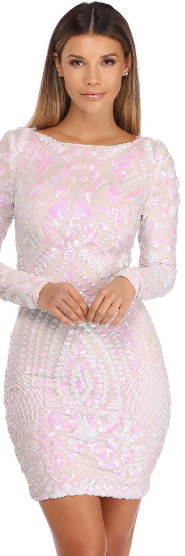 The Gemma Iridescent Sequin Dress is a gorgeous pick as your 2023 prom dress or formal gown for wedding guest, spring bridesmaid, or army ball attire!