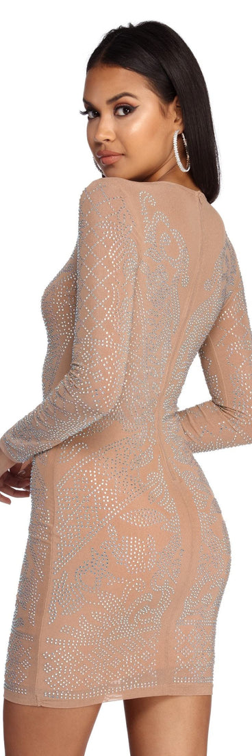 Janelle Winner's Circle Mesh Dress is a gorgeous pick as your 2024 prom dress or formal gown for wedding guests, spring bridesmaids, or army ball attire!