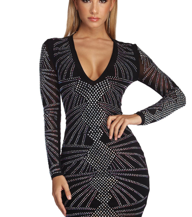 The Deandra Precious Heat Stone Bodycon Dress is a gorgeous pick as your 2023 prom dress or formal gown for wedding guest, spring bridesmaid, or army ball attire!