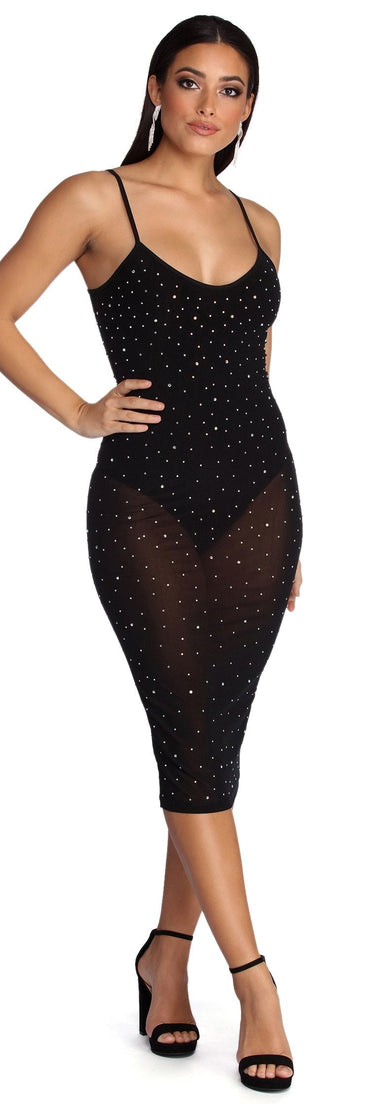 The Ginger Show Stopper Heat Stone Dress is a gorgeous pick as your 2023 prom dress or formal gown for wedding guest, spring bridesmaid, or army ball attire!