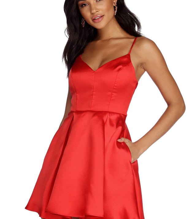 Jenny Formal Satin Party Dress creates the perfect summer wedding guest dress or cocktail party dresss with stylish details in the latest trends for 2023!