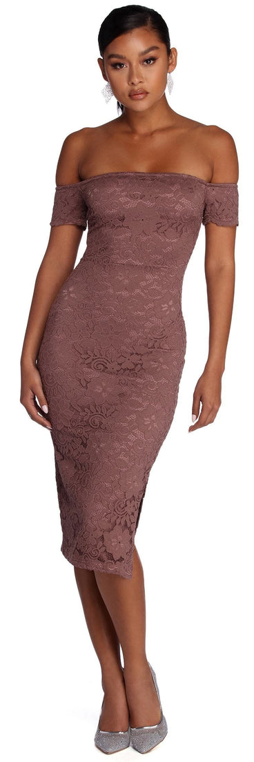 The Leslie High Slit Midi Lace Dress is a gorgeous pick as your 2023 prom dress or formal gown for wedding guest, spring bridesmaid, or army ball attire!