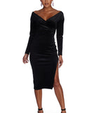 Kenia Formal Velvet Midi Dress creates the perfect summer wedding guest dress or cocktail party dresss with stylish details in the latest trends for 2023!