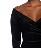 Kenia Formal Velvet Midi Dress creates the perfect summer wedding guest dress or cocktail party dresss with stylish details in the latest trends for 2023!