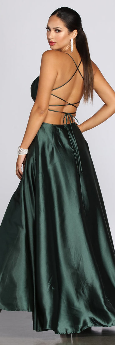 Anne Formal Lattice Satin Dress creates the perfect summer wedding guest dress or cocktail party dresss with stylish details in the latest trends for 2023!