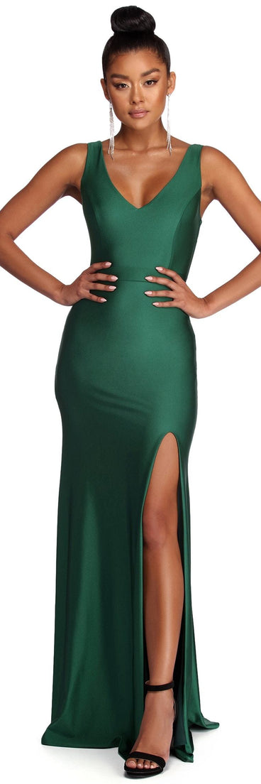 Morgan Sleek & Chic Formal Dress is a stunning choice for a bridesmaid dress or maid of honor dress, and to feel beautiful at Prom 2023, spring weddings, formals, & military balls!