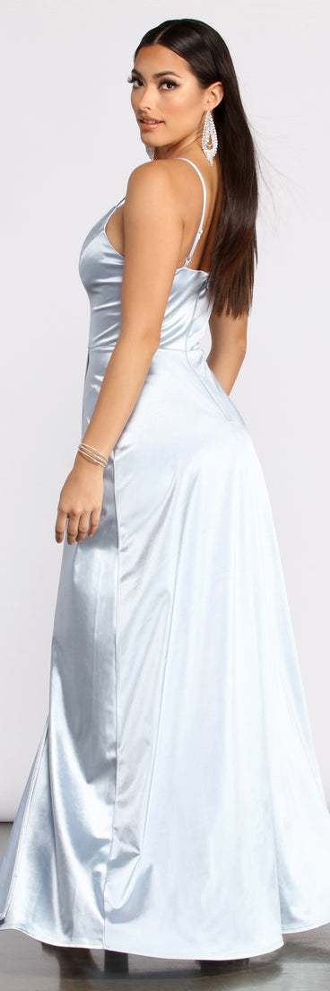 Ilana Satin Column Gown creates the perfect summer wedding guest dress or cocktail party dresss with stylish details in the latest trends for 2023!