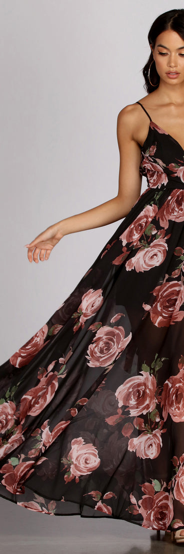 Astrid Chiffon Floral Gown creates the perfect summer wedding guest dress or cocktail party dresss with stylish details in the latest trends for 2023!