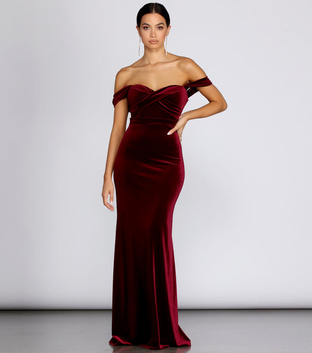 Jenisa Formal Off The Shoulder Dress creates the perfect summer wedding guest dress or cocktail party dresss with stylish details in the latest trends for 2023!