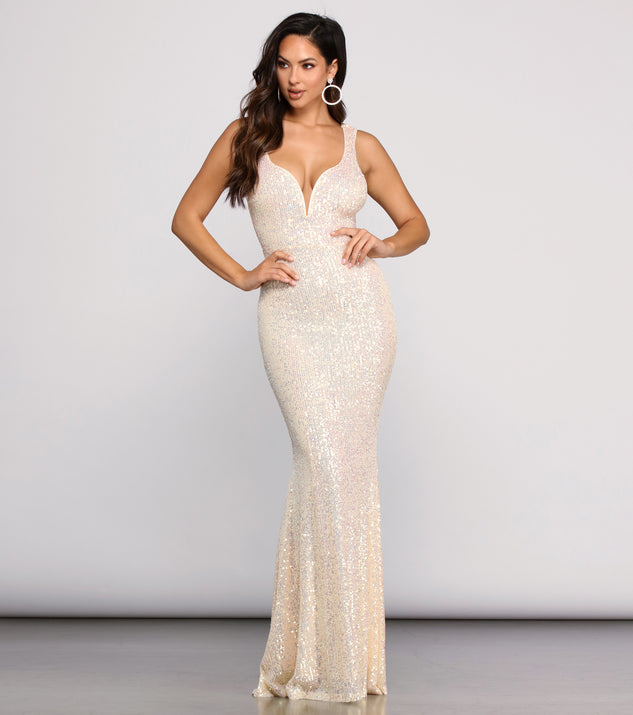 The Holga Sequin Gown is a gorgeous pick as your 2023 prom dress or formal gown for wedding guest, spring bridesmaid, or army ball attire!