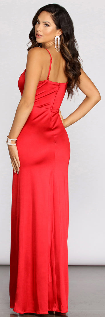 Nori Formal Plunging Satin Dress creates the perfect summer wedding guest dress or cocktail party dresss with stylish details in the latest trends for 2023!