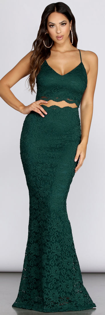 Jacinda Lace Cutout Waist Gown creates the perfect summer wedding guest dress or cocktail party dresss with stylish details in the latest trends for 2023!