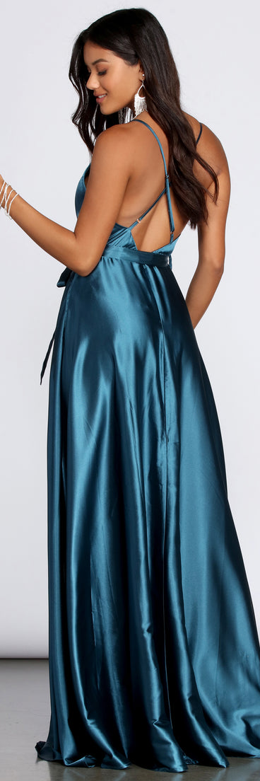 Lyndsay Satin Formal Gown creates the perfect summer wedding guest dress or cocktail party dresss with stylish details in the latest trends for 2023!