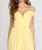 The Daisy Off Shoulder A-Line Dress is a gorgeous pick as your 2023 prom dress or formal gown for wedding guest, spring bridesmaid, or army ball attire!