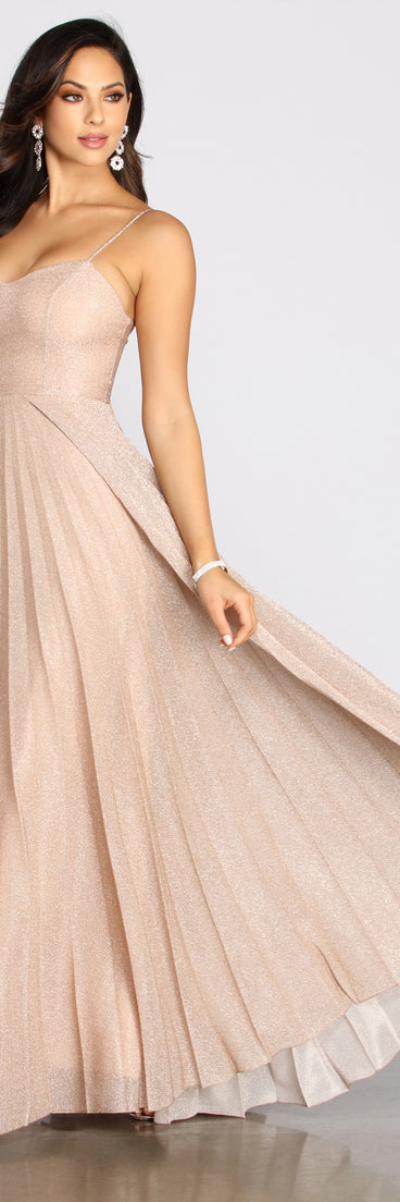Lisa Glitter Lurex A-Line Dress creates the perfect summer wedding guest dress or cocktail party dresss with stylish details in the latest trends for 2023!