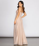 Lisa Glitter Lurex A-Line Dress creates the perfect spring wedding guest dress or cocktail attire with stylish details in the latest trends for 2023!