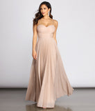 Lisa Glitter Lurex A-Line Dress creates the perfect spring wedding guest dress or cocktail attire with stylish details in the latest trends for 2023!