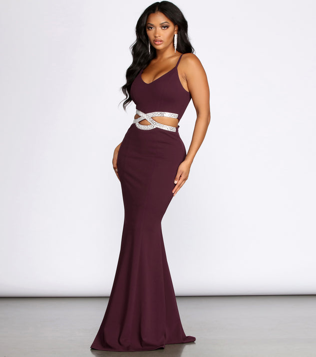 Davia Rhinestone Pretzel Trim Mermaid Dress creates the perfect summer wedding guest dress or cocktail party dresss with stylish details in the latest trends for 2023!
