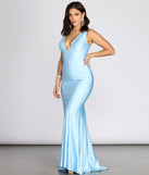 The Alessi Lace Back Mermaid Dress is a gorgeous pick as your 2023 prom dress or formal gown for wedding guest, spring bridesmaid, or army ball attire!