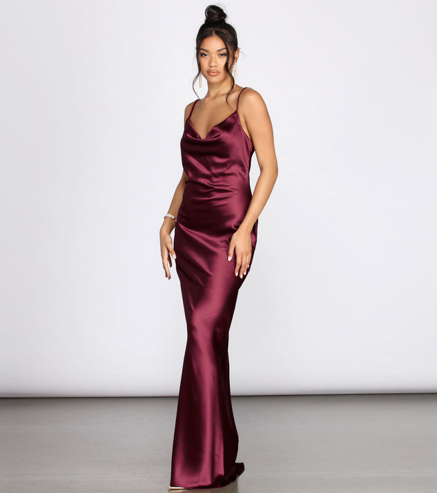 Londyn Formal Sleeveless Satin Dress creates the perfect summer wedding guest dress or cocktail party dresss with stylish details in the latest trends for 2023!