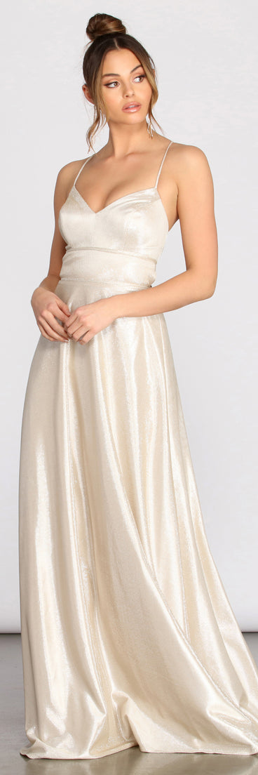 Gayle Metallic A-Line Dress creates the perfect summer wedding guest dress or cocktail party dresss with stylish details in the latest trends for 2023!